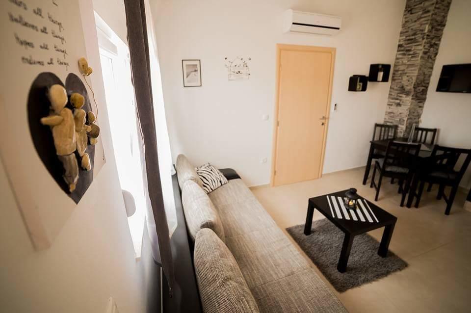 Apartments Zara เพทรอซาเน ภายนอก รูปภาพ